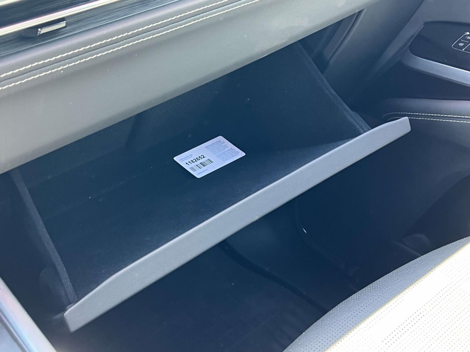 2025 Cadillac Escalade ESV Premium Luxury