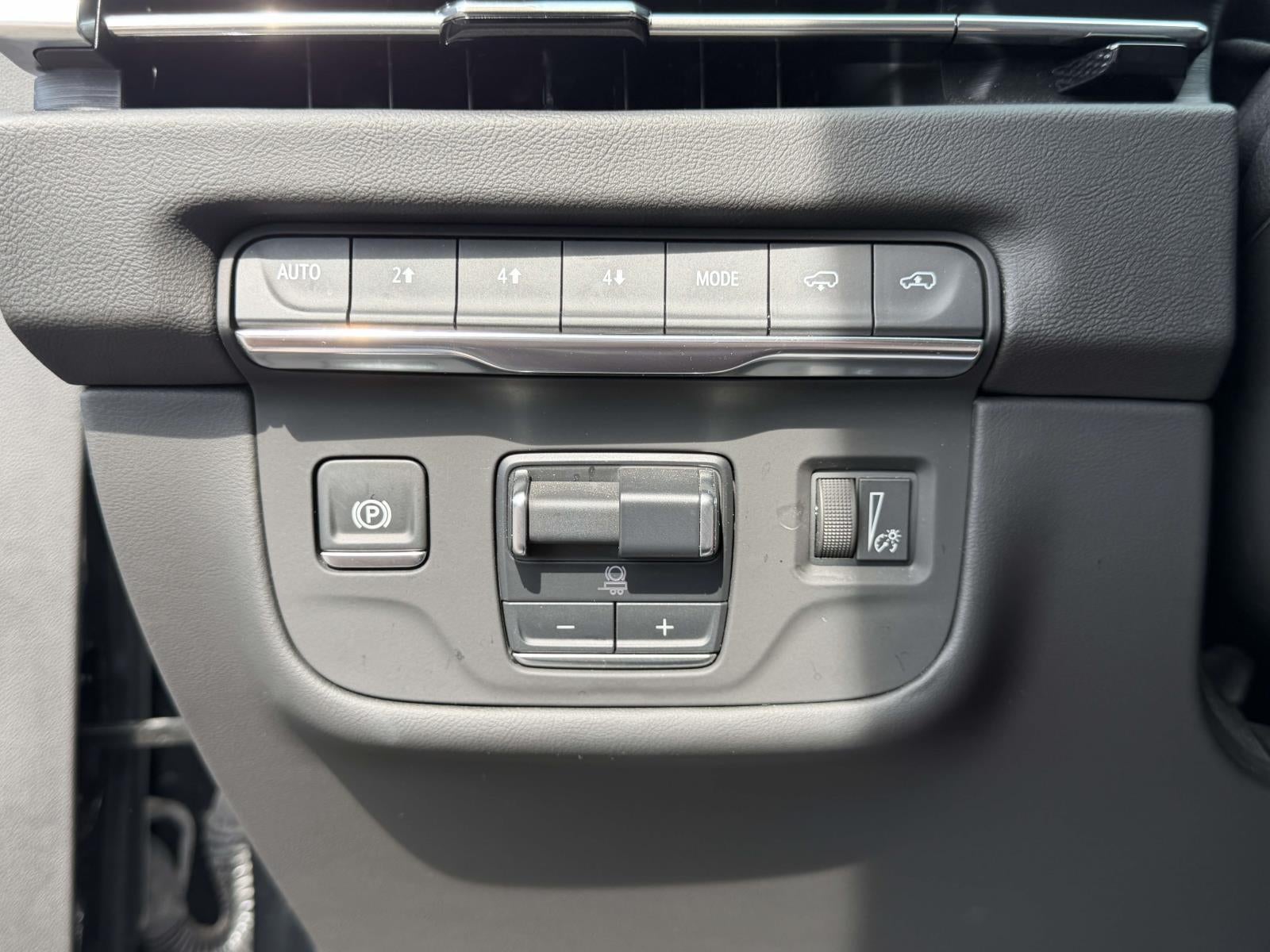 2025 Cadillac Escalade ESV Premium Luxury