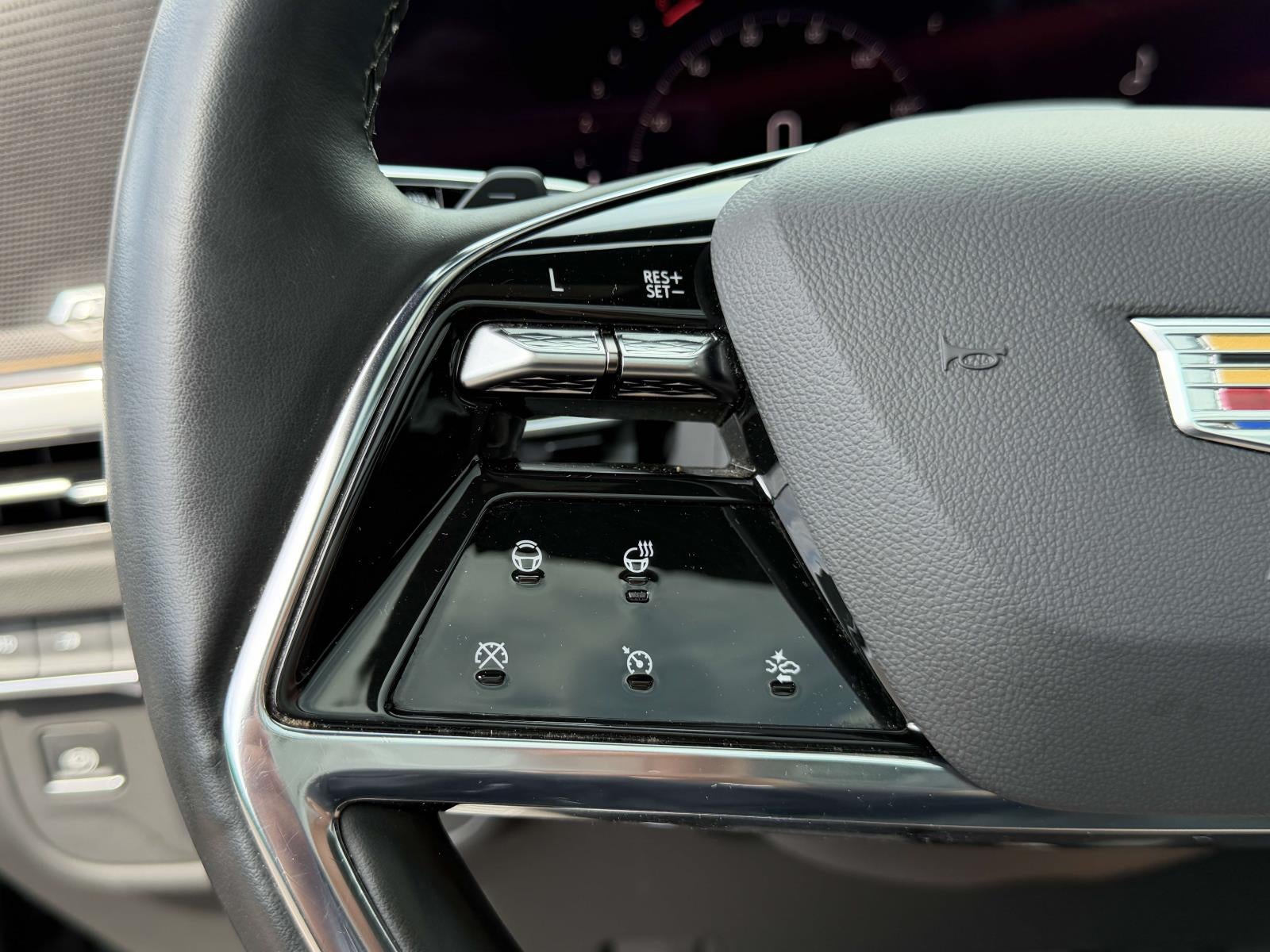 2025 Cadillac Escalade ESV Premium Luxury
