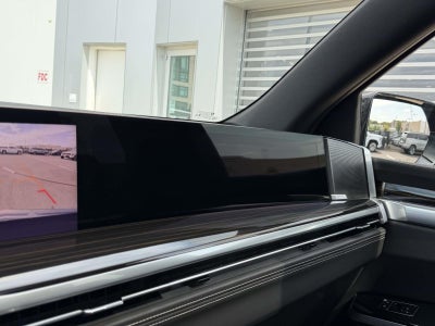 2025 Cadillac Escalade ESV Premium Luxury