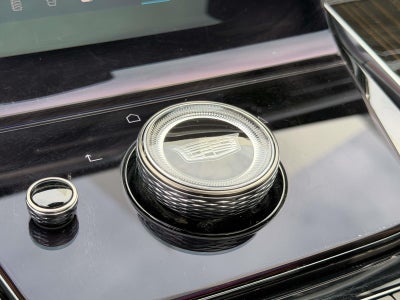 2025 Cadillac Escalade ESV Premium Luxury
