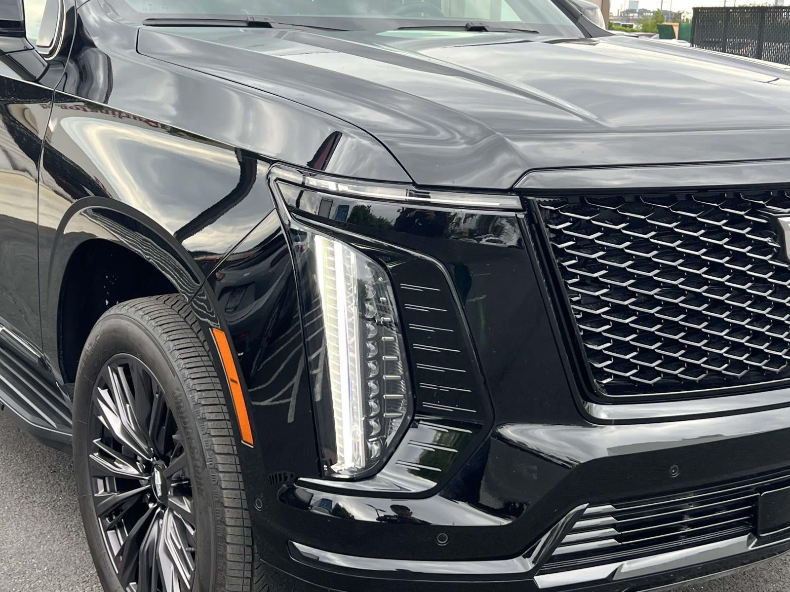 2025 Cadillac Escalade ESV Sport
