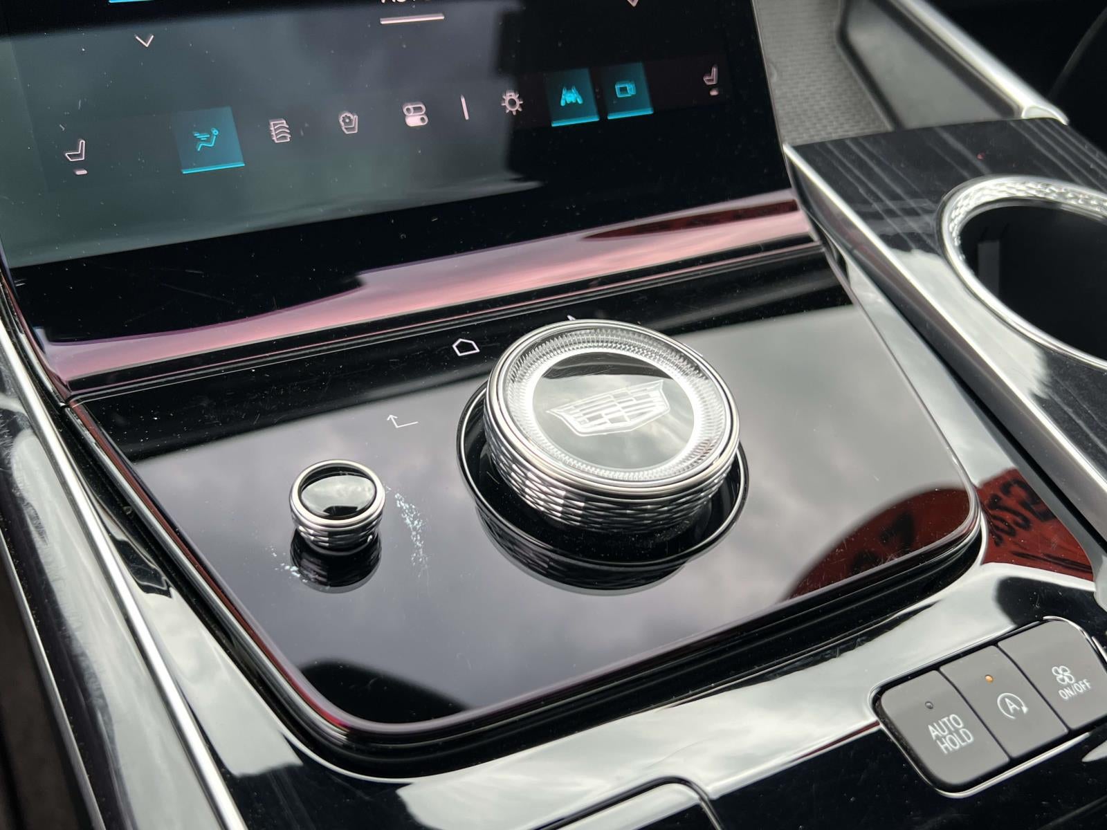 2025 Cadillac Escalade ESV Sport