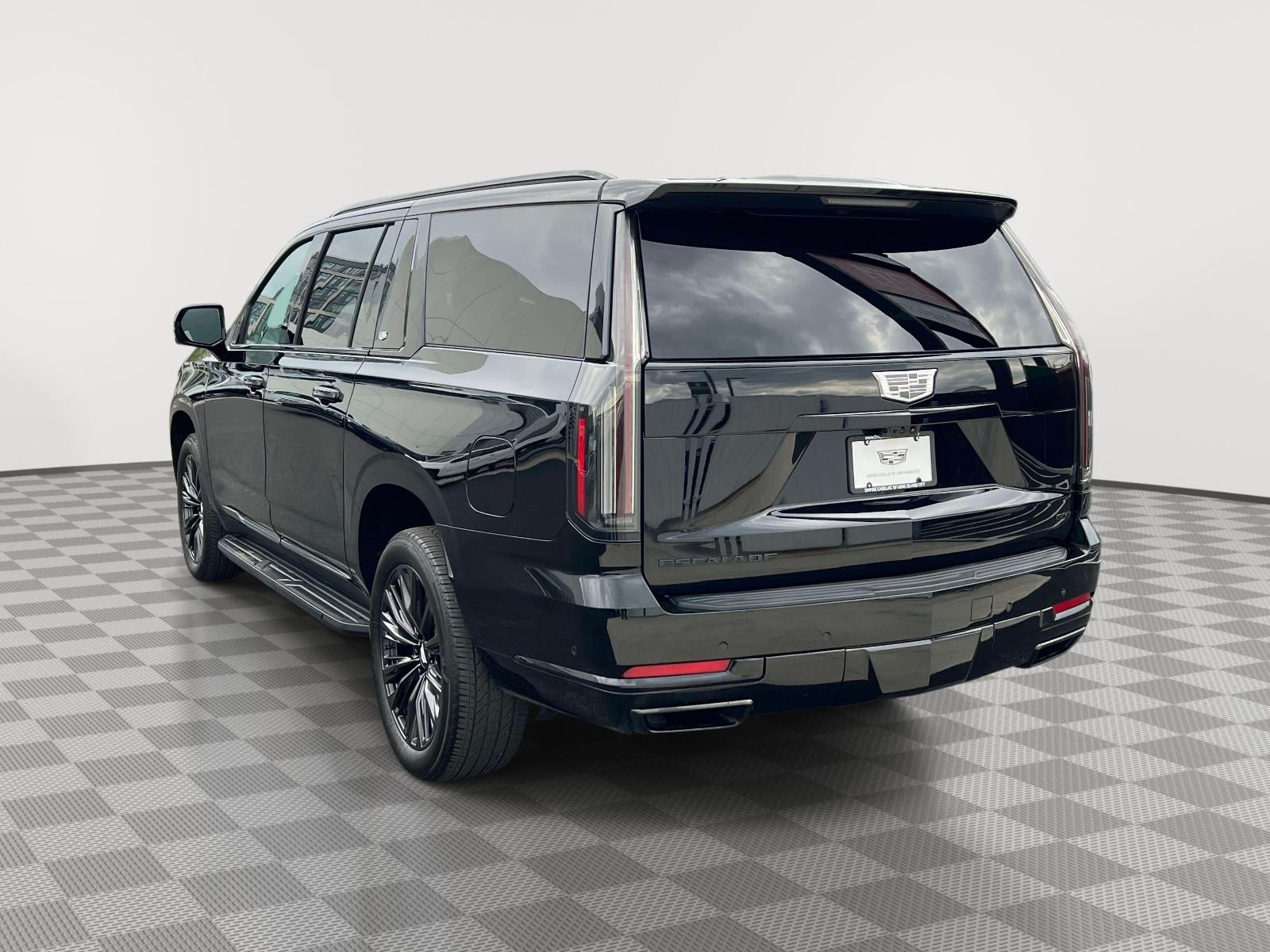 2025 Cadillac Escalade ESV Sport