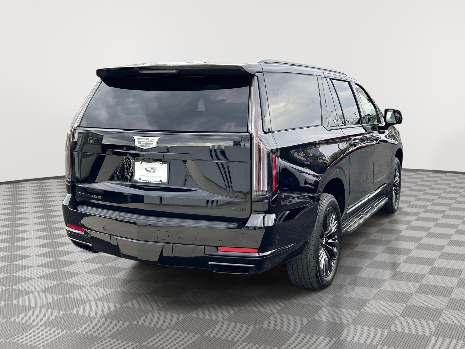 2025 Cadillac Escalade ESV Sport