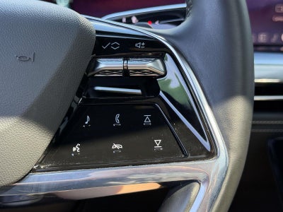 2025 Cadillac Escalade ESV Sport