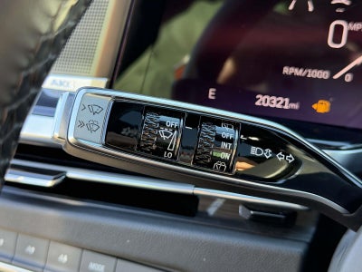 2025 Cadillac Escalade ESV Sport