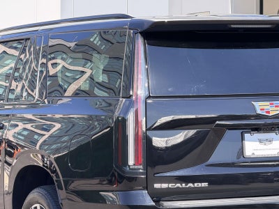 2025 Cadillac Escalade ESV Sport