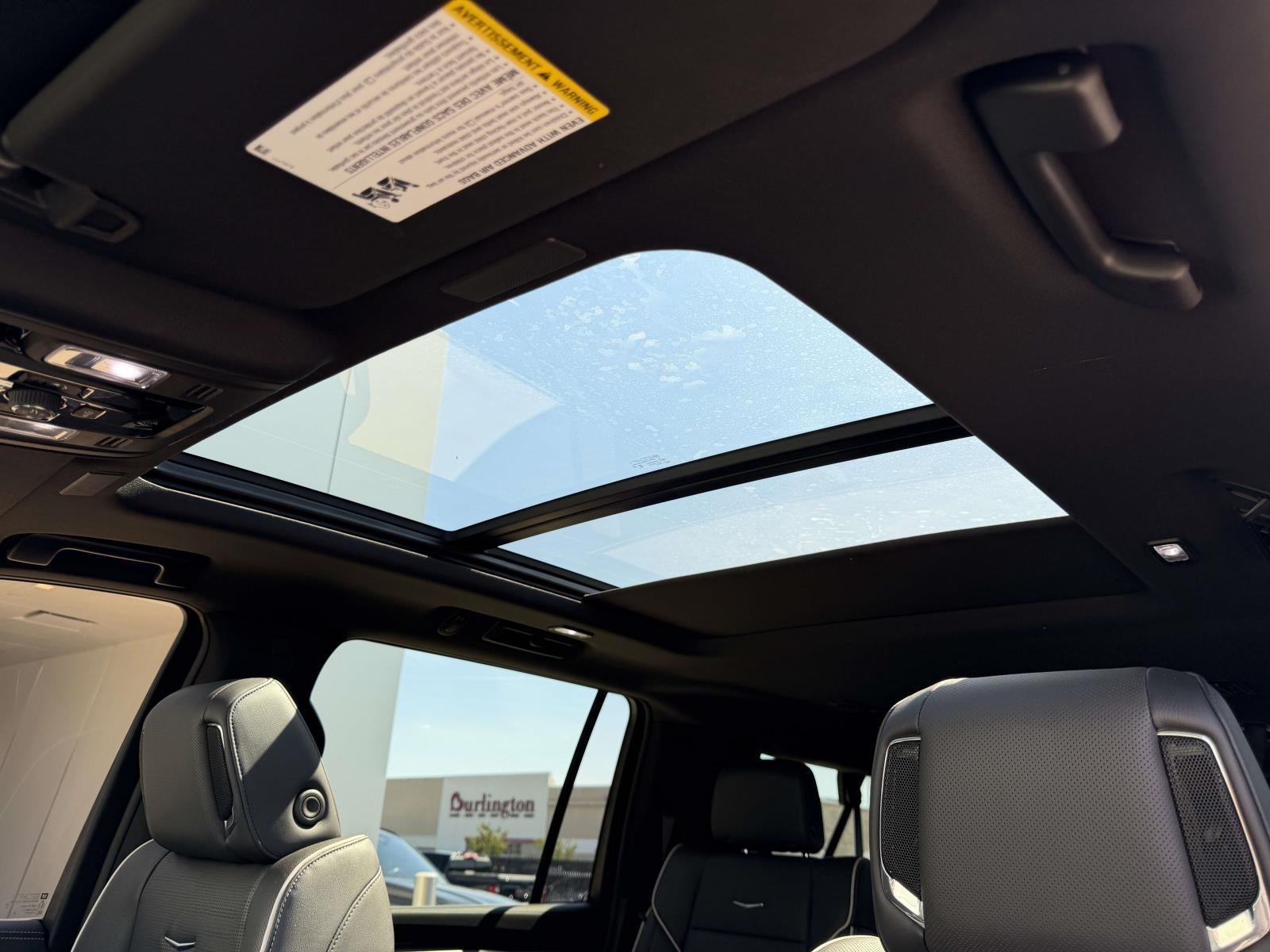 2025 Cadillac Escalade ESV Sport