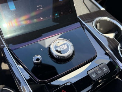 2025 Cadillac Escalade ESV Sport