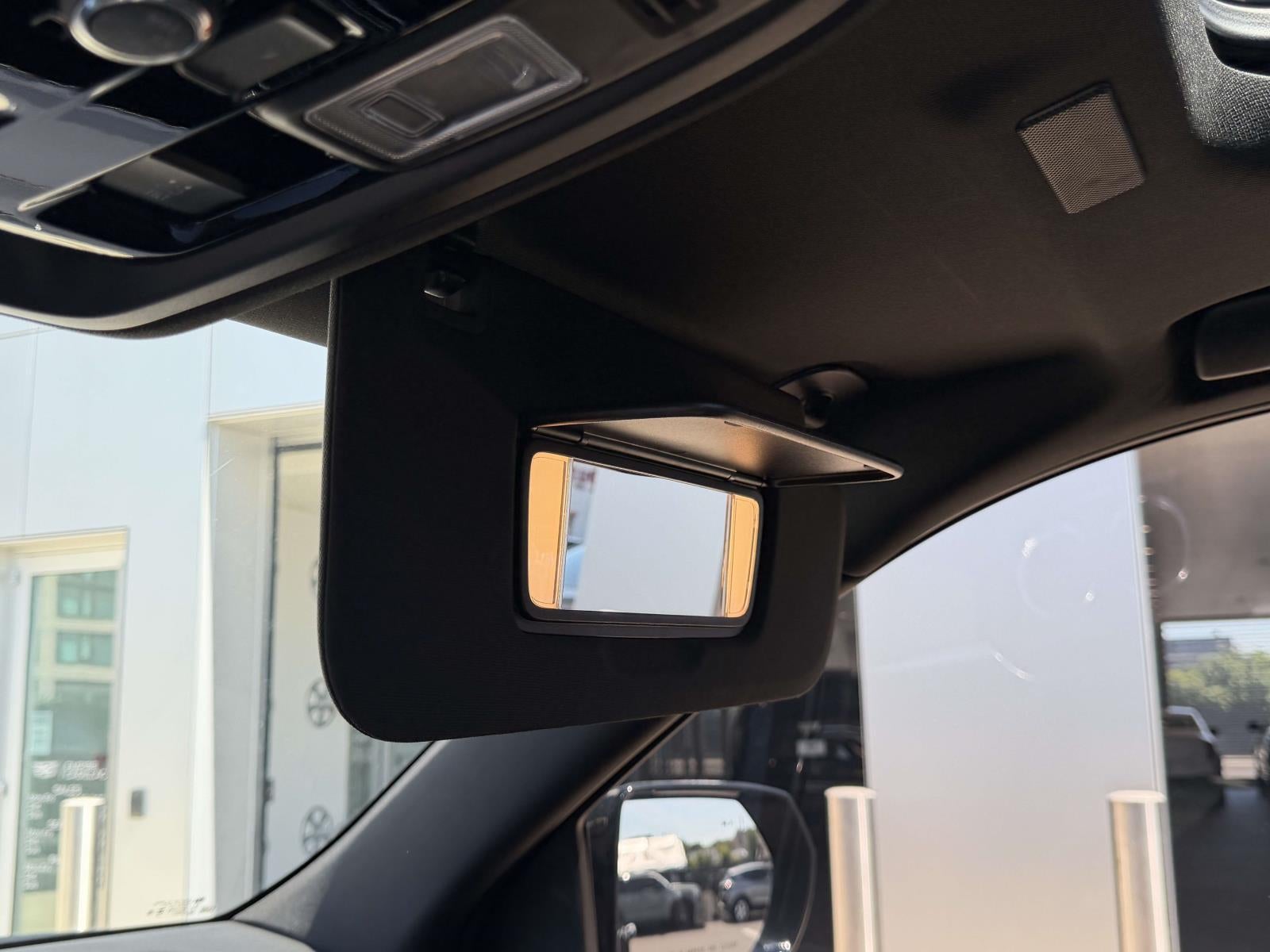 2025 Cadillac Escalade ESV Sport