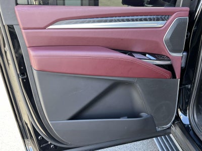 2025 Cadillac Escalade ESV Sport