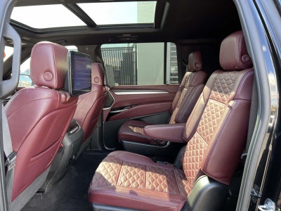 2025 Cadillac Escalade ESV Sport