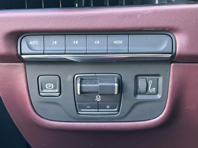 2025 Cadillac Escalade ESV Sport