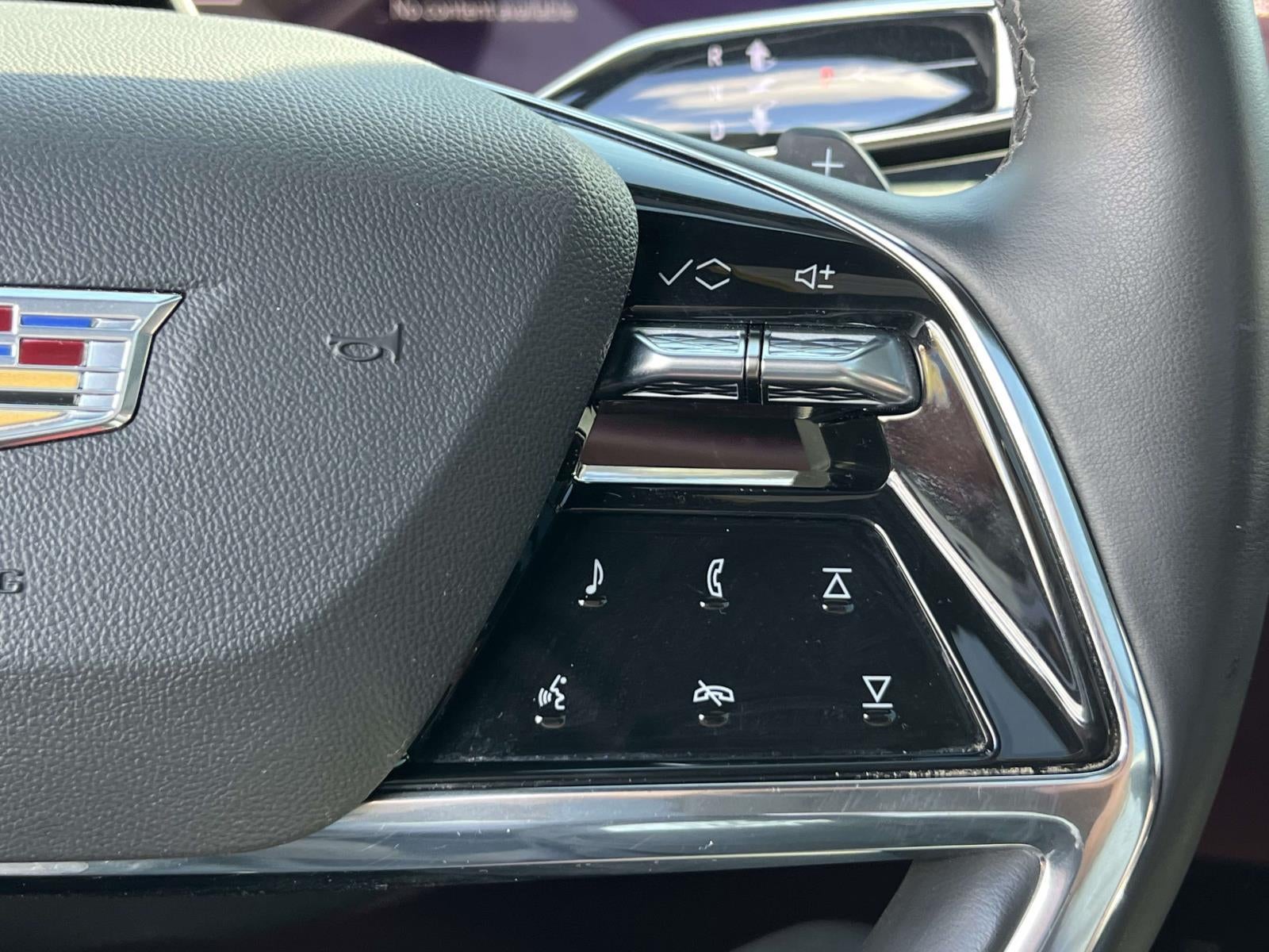 2025 Cadillac Escalade ESV Sport