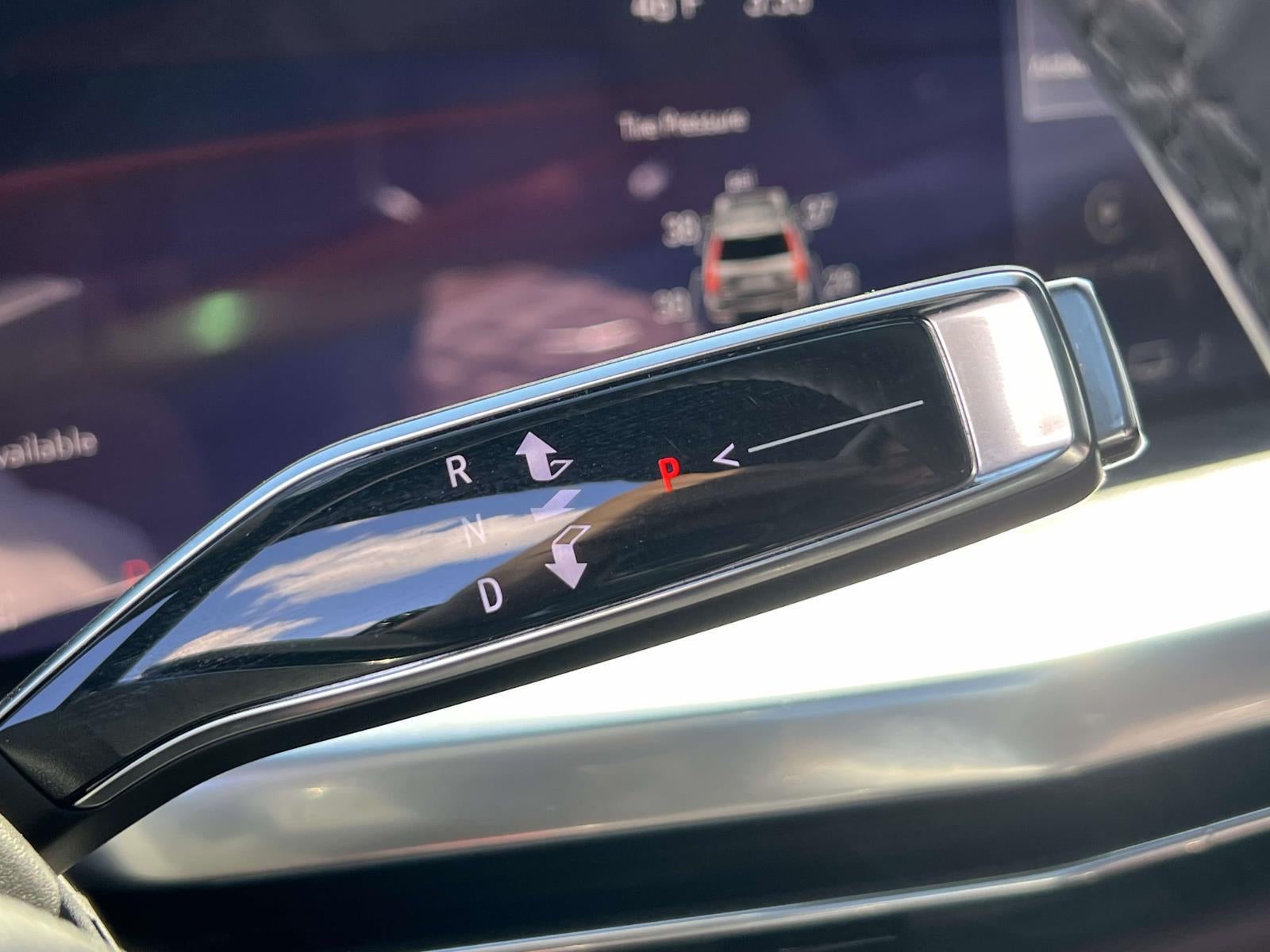 2025 Cadillac Escalade ESV Sport