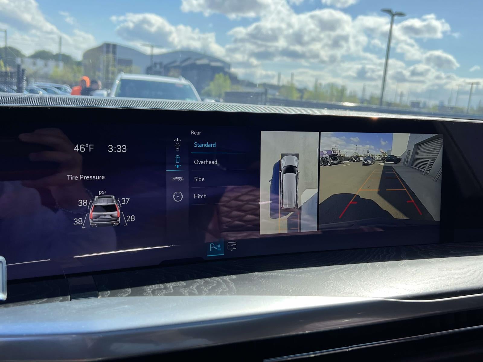 2025 Cadillac Escalade ESV Sport