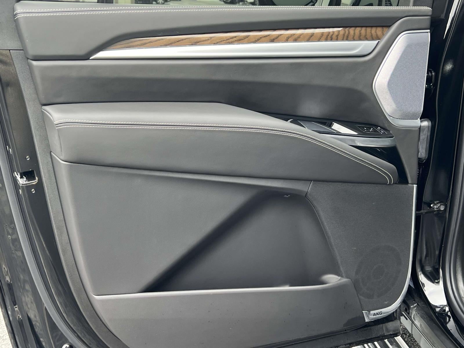 2026 Cadillac Escalade ESV Platinum Sport