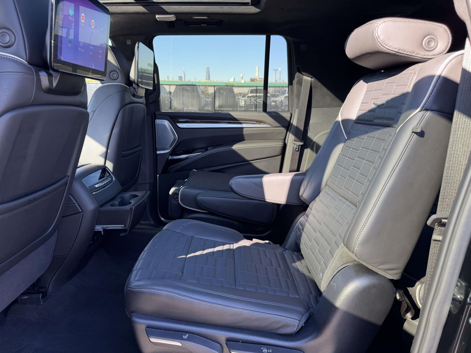 2026 Cadillac Escalade ESV Platinum Sport