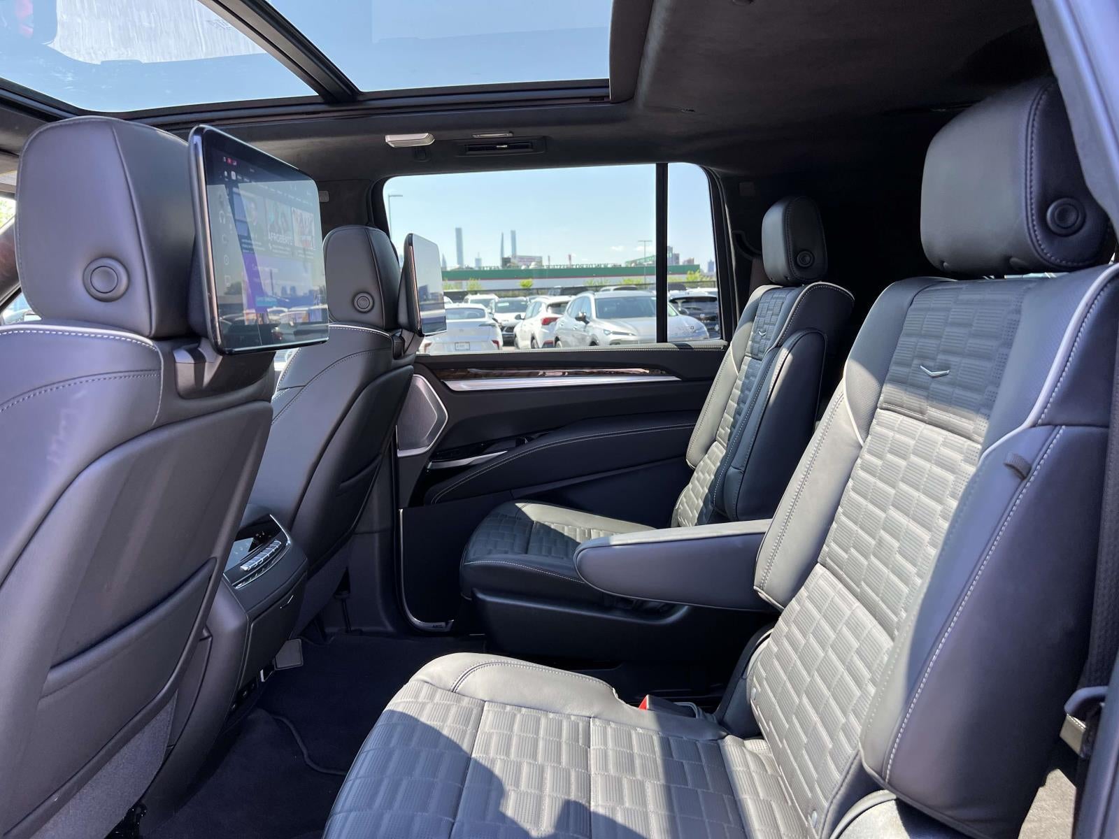 2026 Cadillac Escalade ESV Platinum Sport