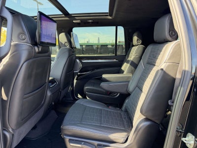 2025 Cadillac Escalade ESV Sport Platinum