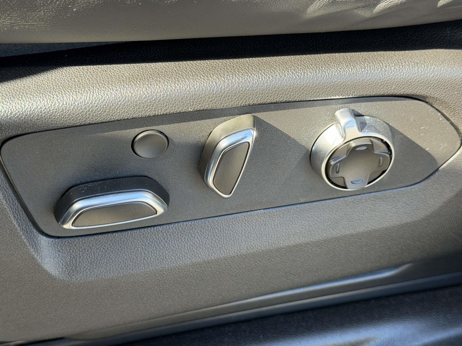 2025 Cadillac Escalade ESV Sport Platinum