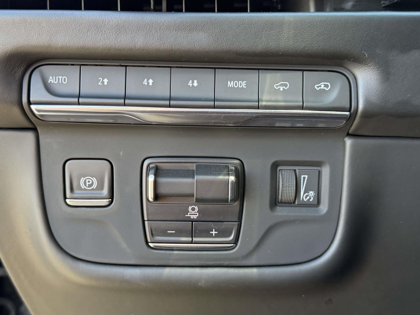 2025 Cadillac Escalade ESV Sport Platinum
