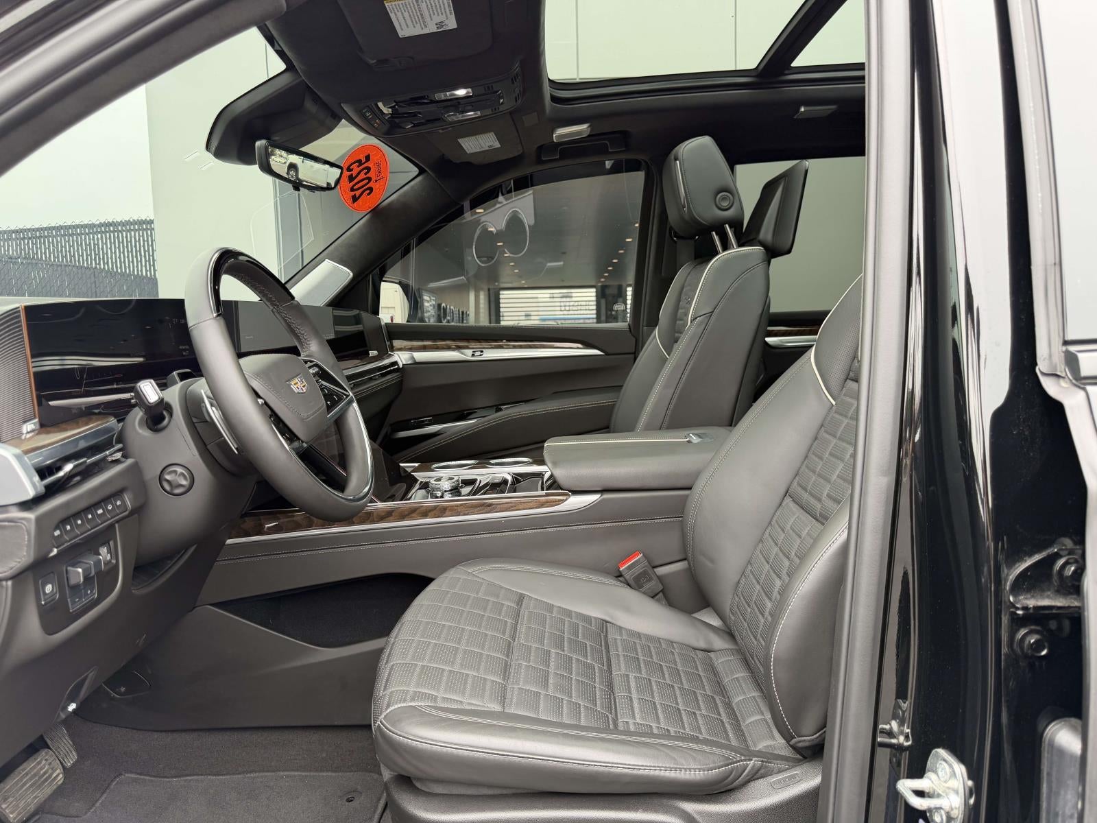2025 Cadillac Escalade ESV Sport Platinum