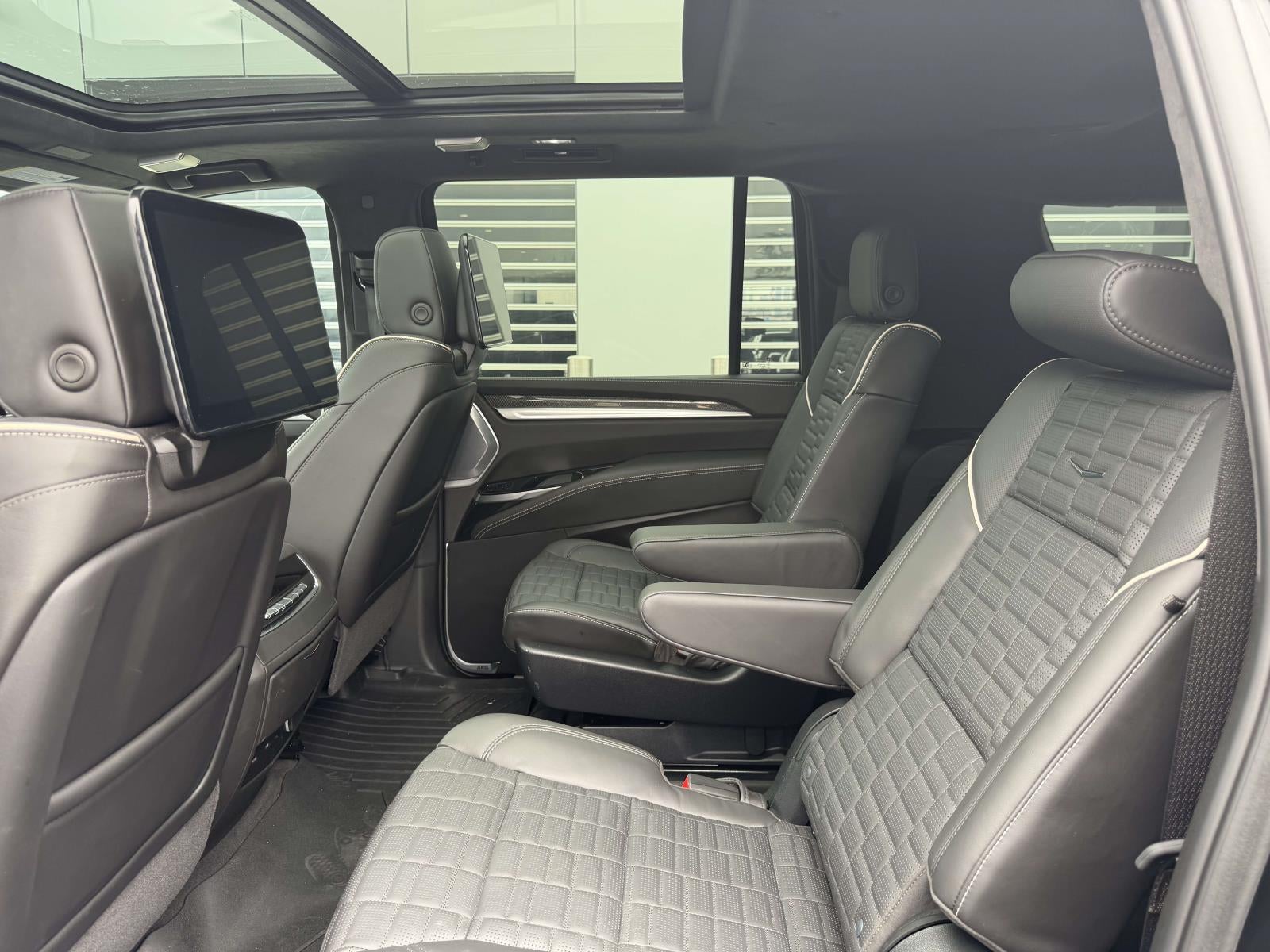 2025 Cadillac Escalade ESV V-Series