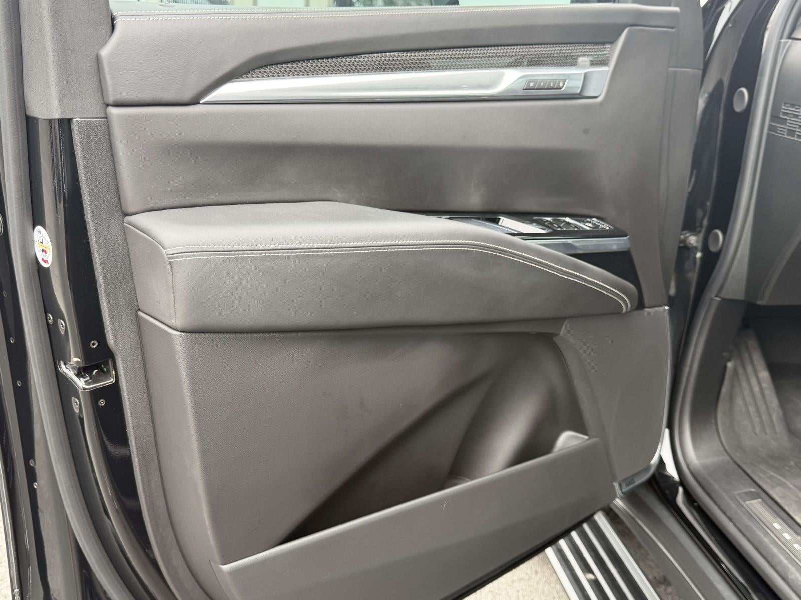 2025 Cadillac Escalade ESV V-Series
