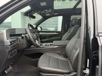 2025 Cadillac Escalade ESV V-Series