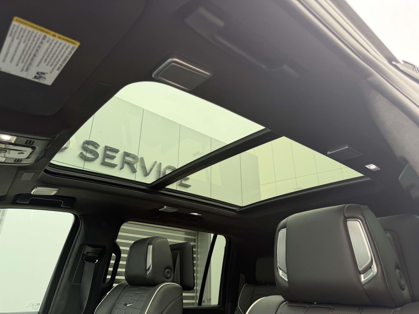 2025 Cadillac Escalade ESV V-Series