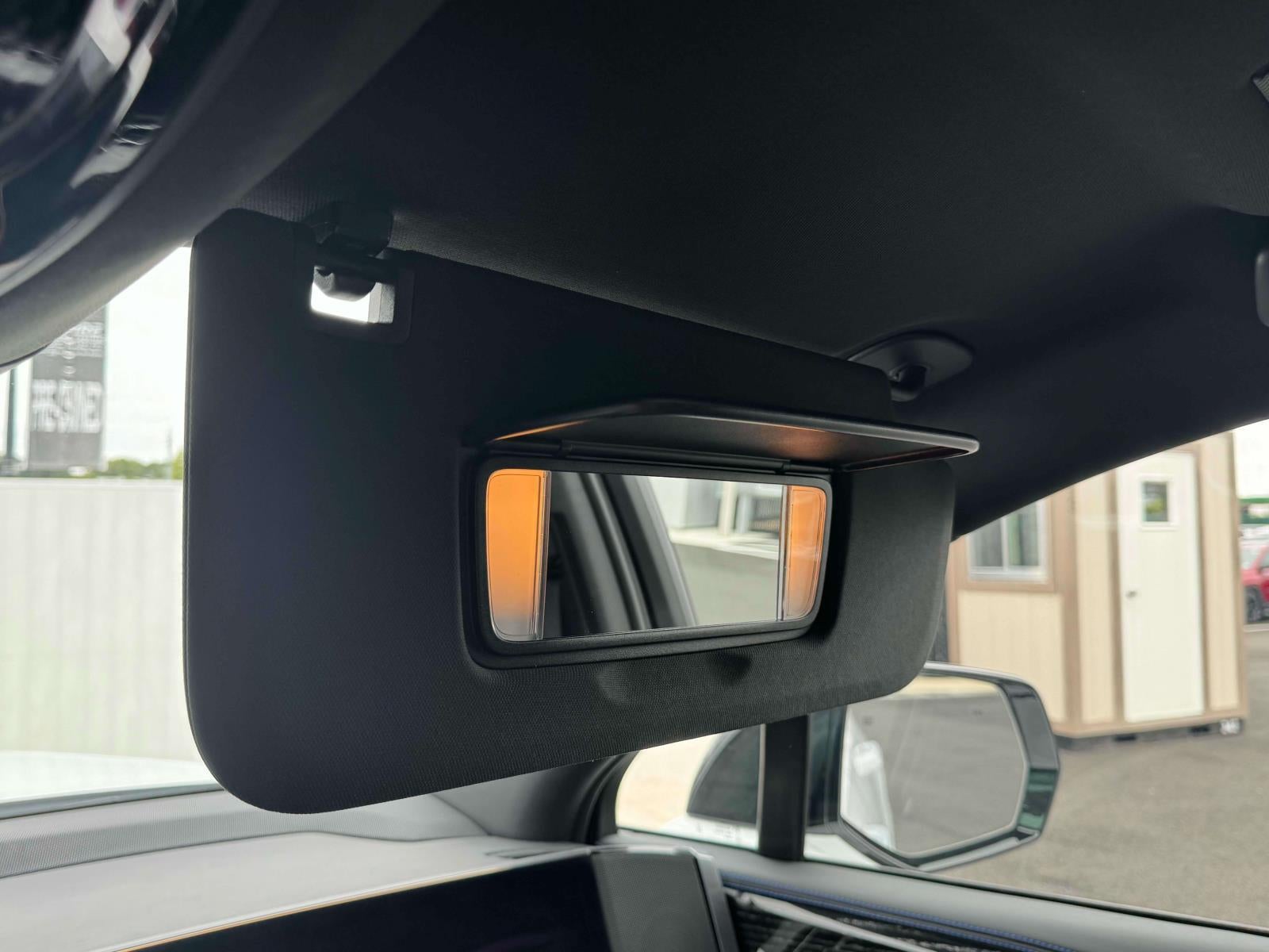 2025 Cadillac ESCALADE IQ Luxury 1 AWD