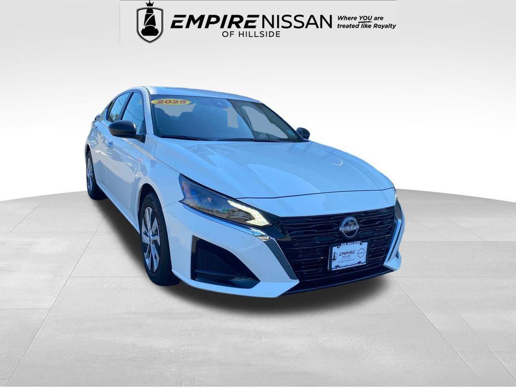 2025 Nissan Altima S FWD