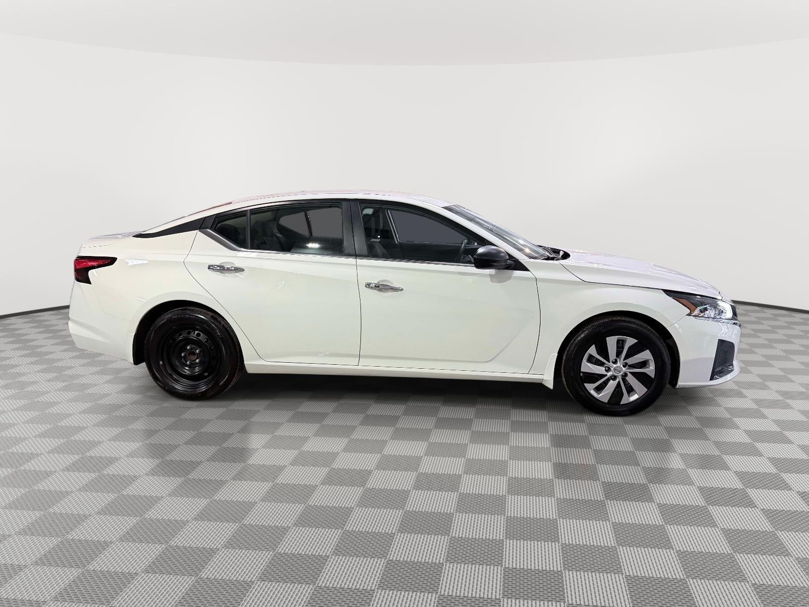 2025 Nissan Altima S FWD