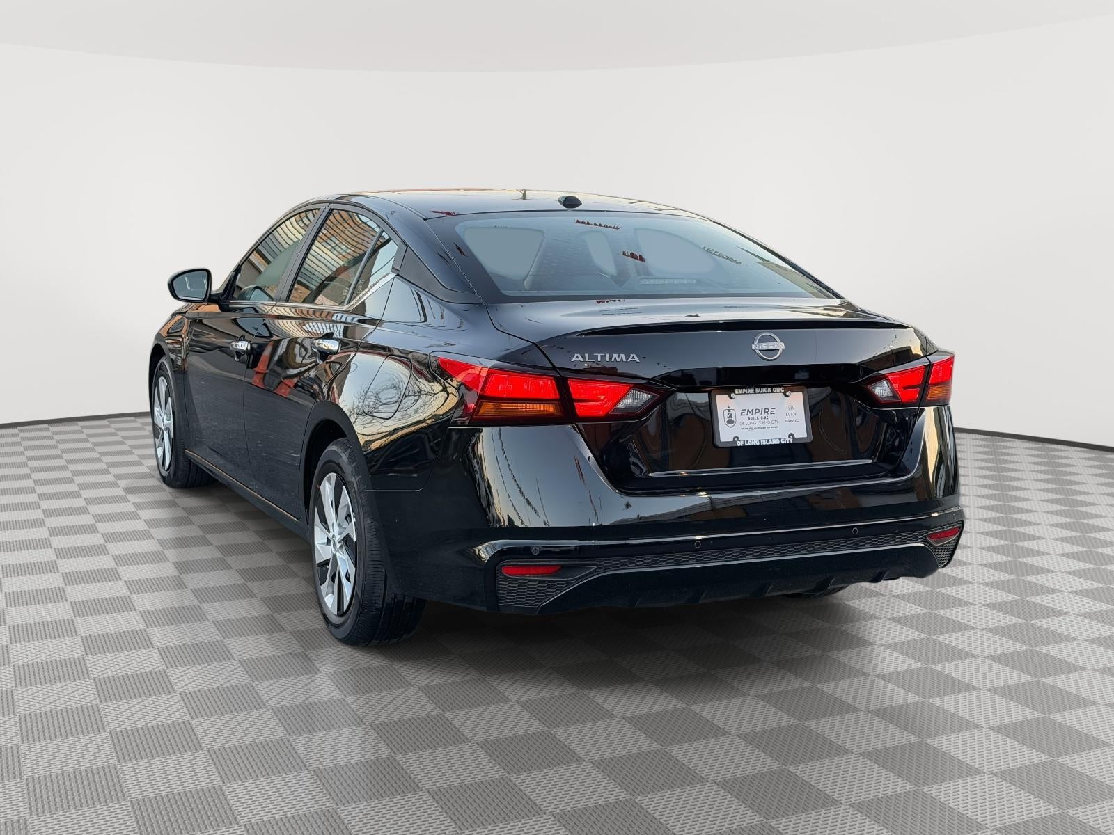 2025 Nissan Altima S FWD