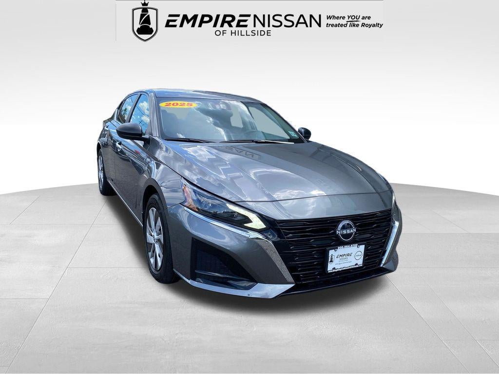 2025 Nissan Altima S FWD