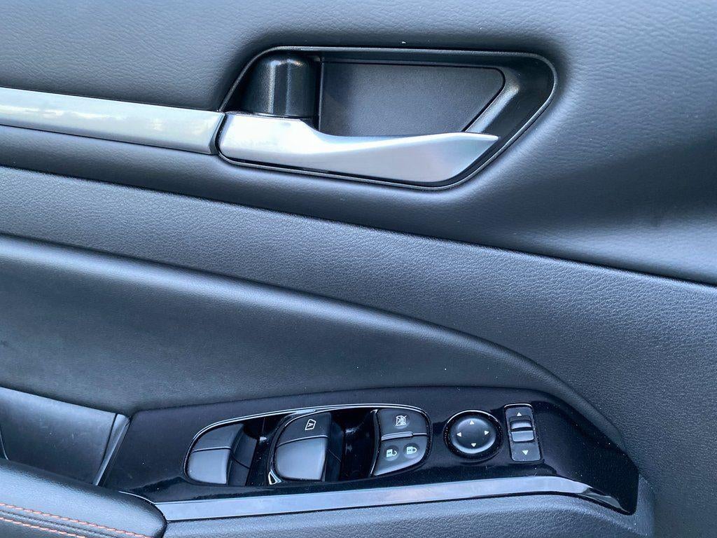 2024 Nissan Altima SR FWD