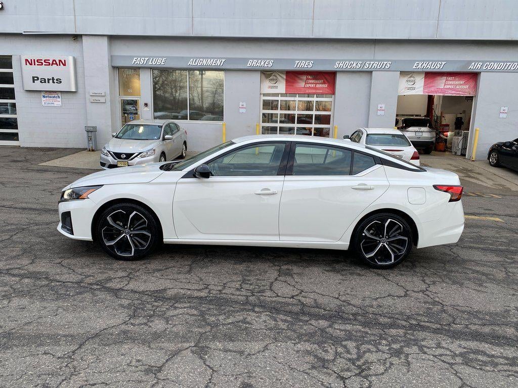 2024 Nissan Altima SR FWD