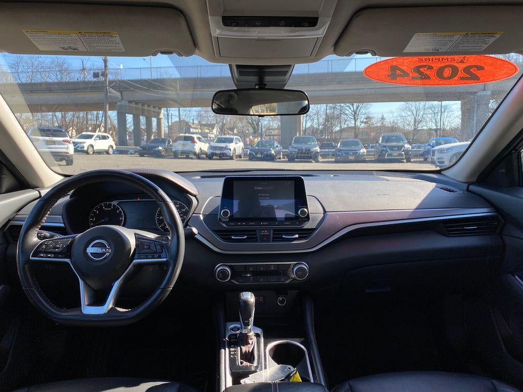 2024 Nissan Altima SR FWD