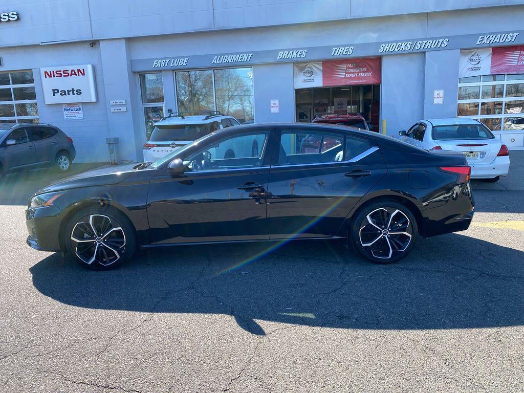2024 Nissan Altima SR FWD