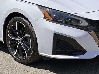 2023 Nissan Altima SR FWD