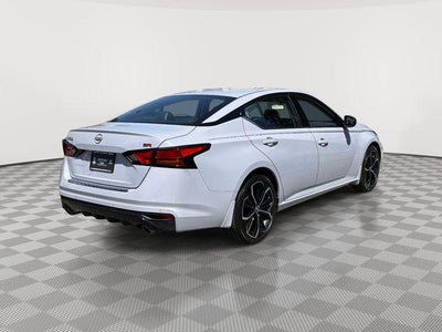 2023 Nissan Altima SR FWD