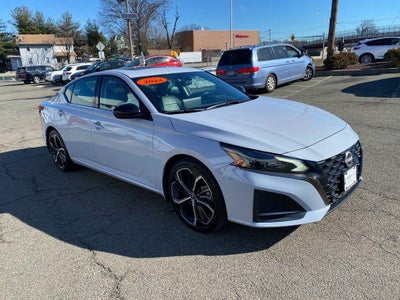 2024 Nissan Altima SR FWD