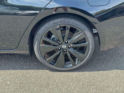 2022 Nissan Altima SR FWD