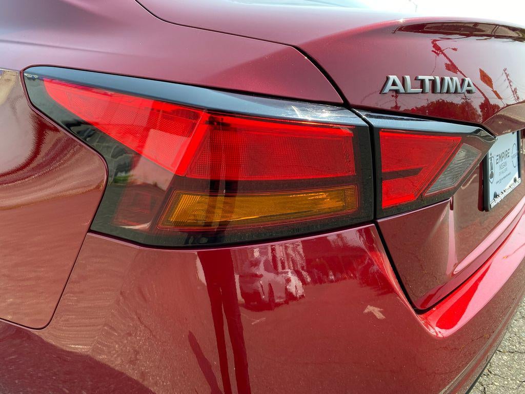 2024 Nissan Altima SR FWD