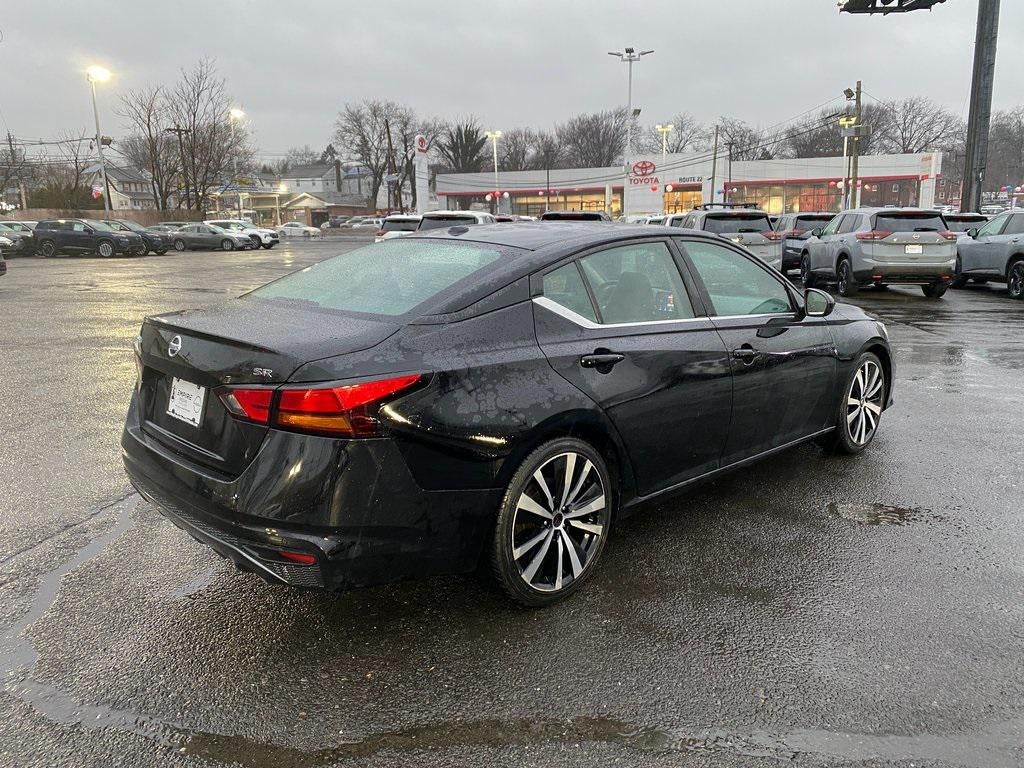 2021 Nissan Altima SR FWD