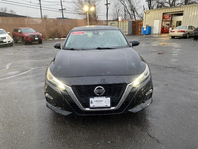 2021 Nissan Altima SR FWD