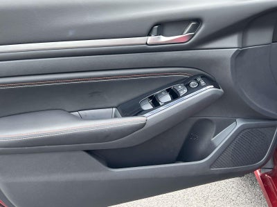 2023 Nissan Altima SR FWD