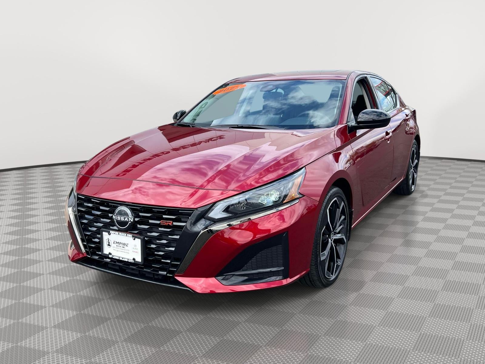 2023 Nissan Altima SR FWD